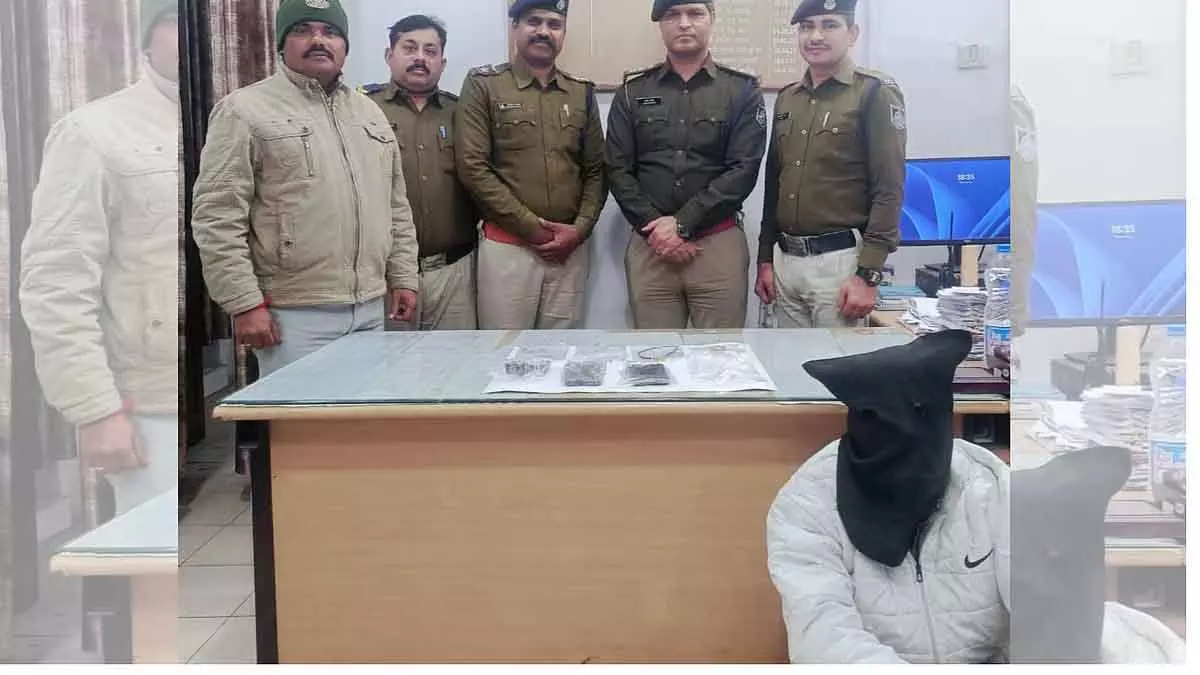 Bhopal : सरकारी रेलवे पुलिस ने बार-बार चोरी करने वाले को पकड़ा Bhopal : सरकारी रेलवे पुलिस ने बार-बार चोरी करने वाले को पकड़ा
