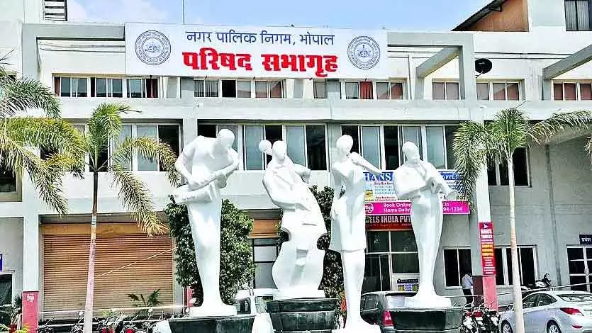 Bhopal : असुरक्षित पीने का पानी शहर की 15% आबादी को खतरे में डालता है Bhopal : असुरक्षित पीने का पानी शहर की 15% आबादी को खतरे में डालता है