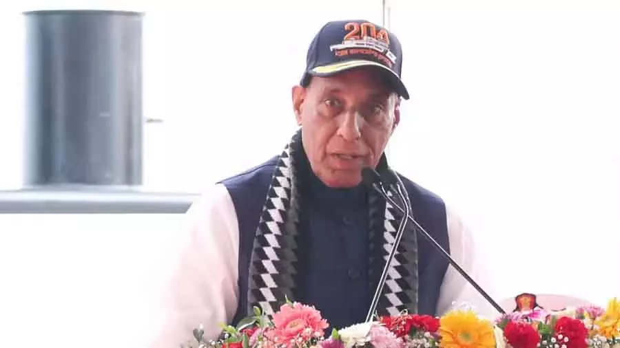 राजनाथ सिंह ने गोवा में ICG के प्रदूषण नियंत्रण पोत समुद्र प्रताप को चालू किया राजनाथ सिंह ने गोवा में ICG के प्रदूषण नियंत्रण पोत समुद्र प्रताप को चालू किया