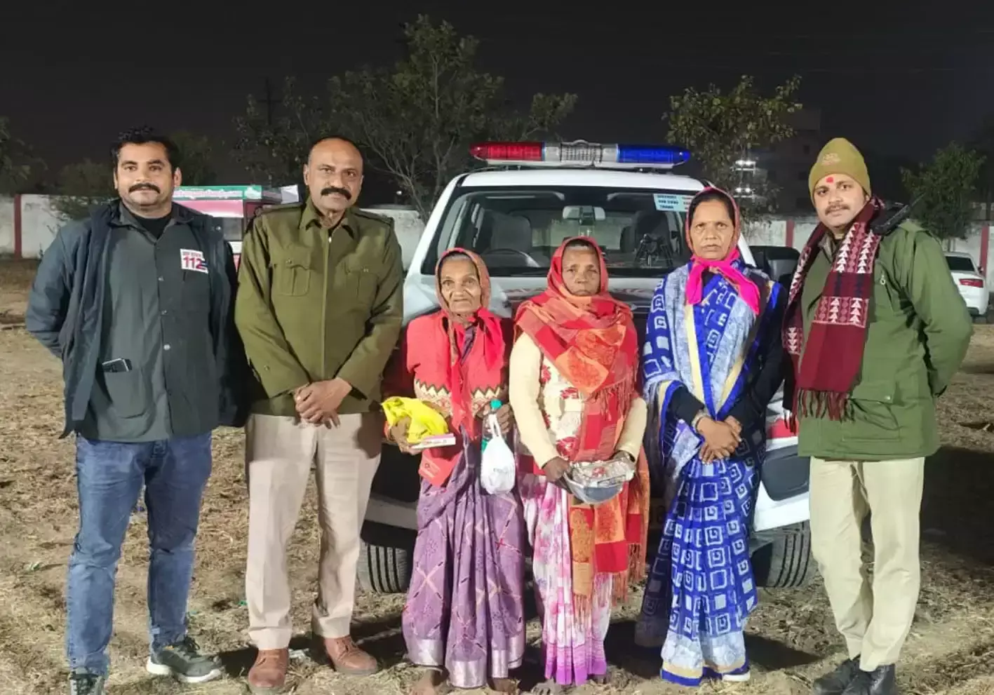 Ujjain: खोई बहनें पुलिस की मदद से मिलीं Ujjain: खोई बहनें पुलिस की मदद से मिलीं