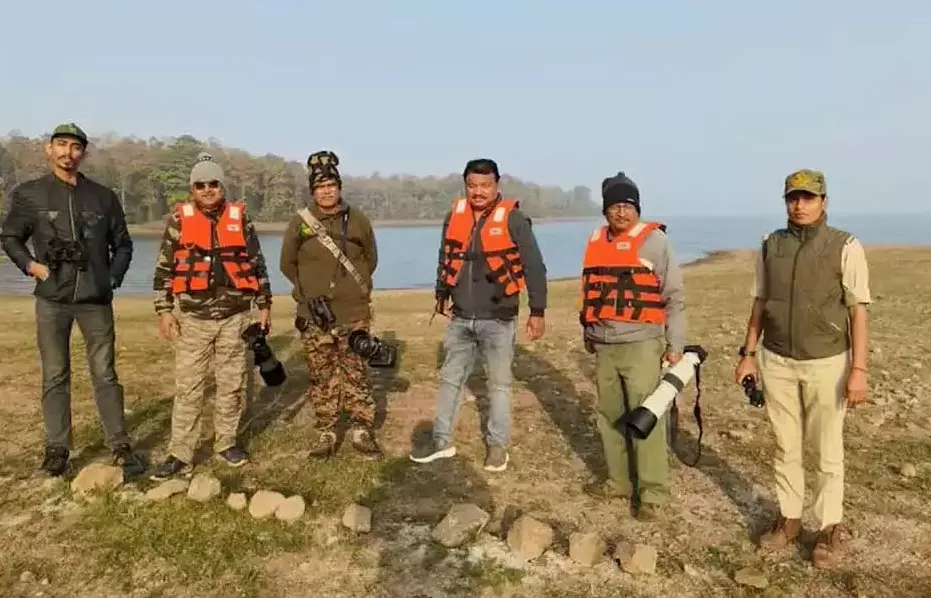 Seoni: पायली में पक्षी प्रेमियों के लिए खुशी का पल Seoni: पायली में पक्षी प्रेमियों के लिए खुशी का पल
