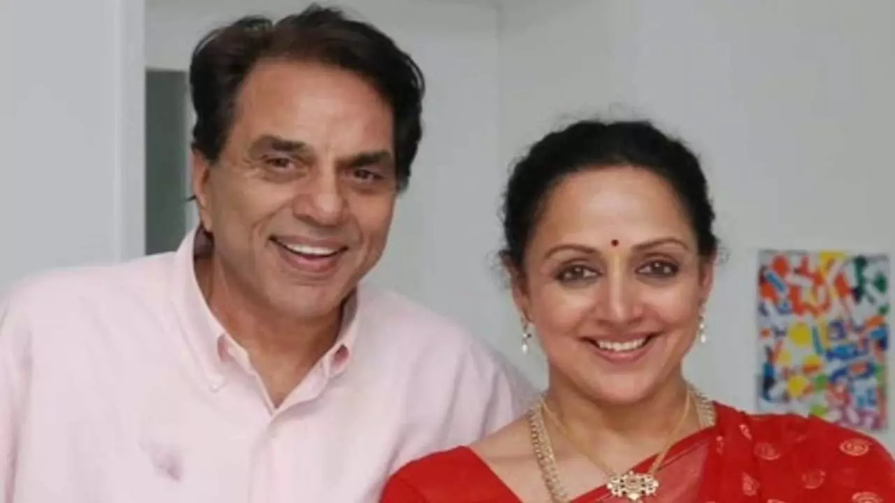 Hema Malini ने धर्मेंद्र को खोने का दर्द बयां किया Hema Malini ने धर्मेंद्र को खोने का दर्द बयां किया