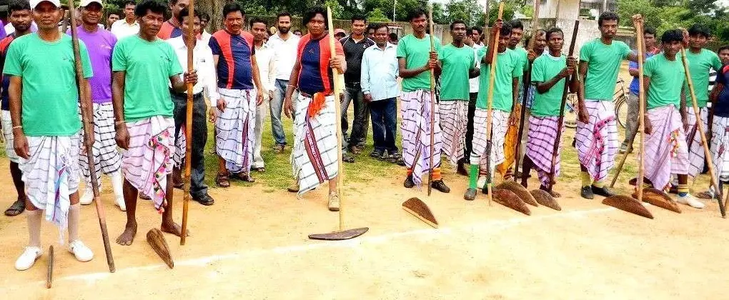 खेलो इंडिया ट्राइबल गेम्स की प्रचार वैन को कांकेर कलेक्टर ने हरी झण्डी दिखाई खेलो इंडिया ट्राइबल गेम्स की प्रचार वैन को कांकेर कलेक्टर ने हरी झण्डी दिखाई
