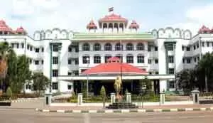 दीपम विवाद पर कल फैसला सुनाएगा हाईकोर्ट दीपम विवाद पर कल फैसला सुनाएगा हाईकोर्ट