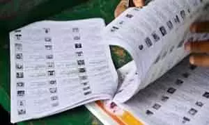 वोटर लिस्ट में नाम जुड़वाने के लिए 9.14 लाख से ज़्यादा लोगों ने अप्लाई किया वोटर लिस्ट में नाम जुड़वाने के लिए 9.14 लाख से ज़्यादा लोगों ने अप्लाई किया