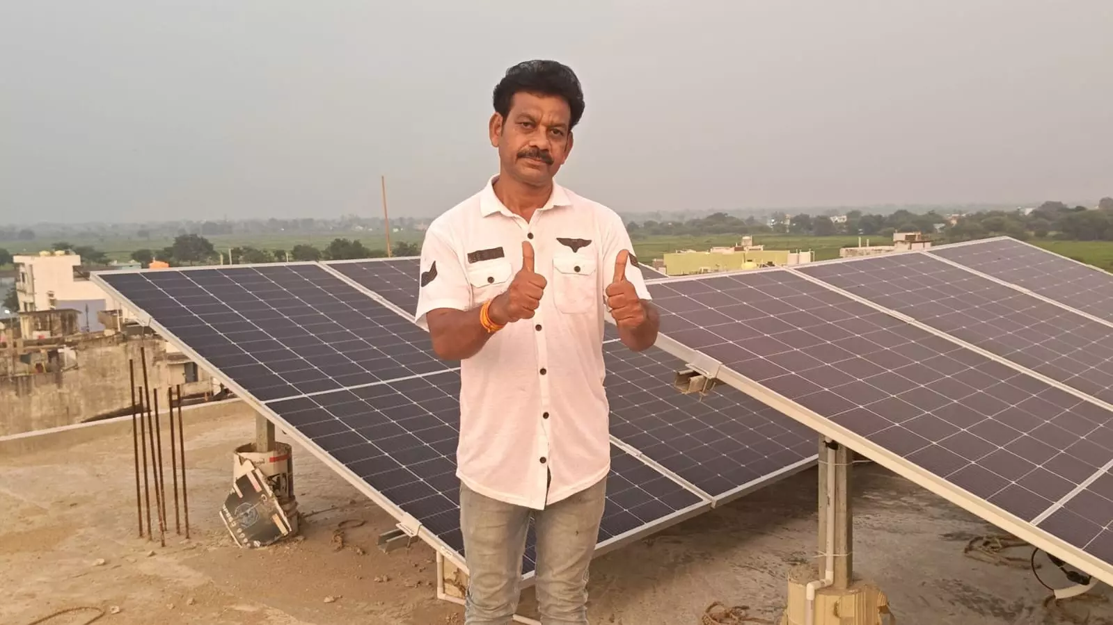 पीएम सूर्यघर योजना से रोशन हुआ शिक्षक राजेश साहू का घर पीएम सूर्यघर योजना से रोशन हुआ शिक्षक राजेश साहू का घर