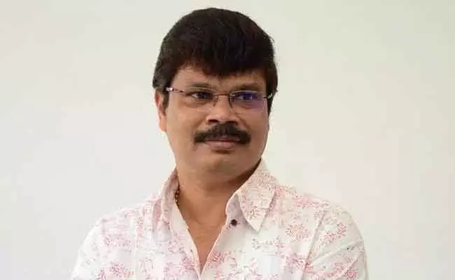 मुसीबत में Akhand 2 के बायर्स: डायरेक्टर बोयापति श्रीनु से की वित्तीय मदद की मांग मुसीबत में Akhand 2 के बायर्स: डायरेक्टर बोयापति श्रीनु से की वित्तीय मदद की मांग