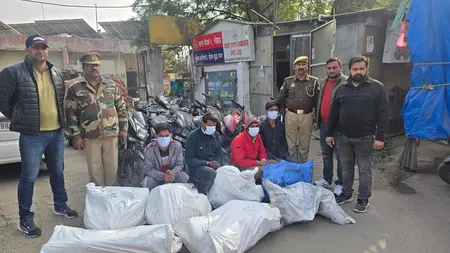 गिरोह की चालाकी फेल, जुड़वा भाई समेत वाहन चोर गिरफ्तार गिरोह की चालाकी फेल, जुड़वा भाई समेत वाहन चोर गिरफ्तार