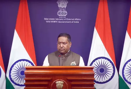 भारत ने ईरान को लेकर जारी की ट्रैवल एडवाइजरी, गैर जरूरी यात्रा से बचने की अपील भारत ने ईरान को लेकर जारी की ट्रैवल एडवाइजरी, गैर जरूरी यात्रा से बचने की अपील