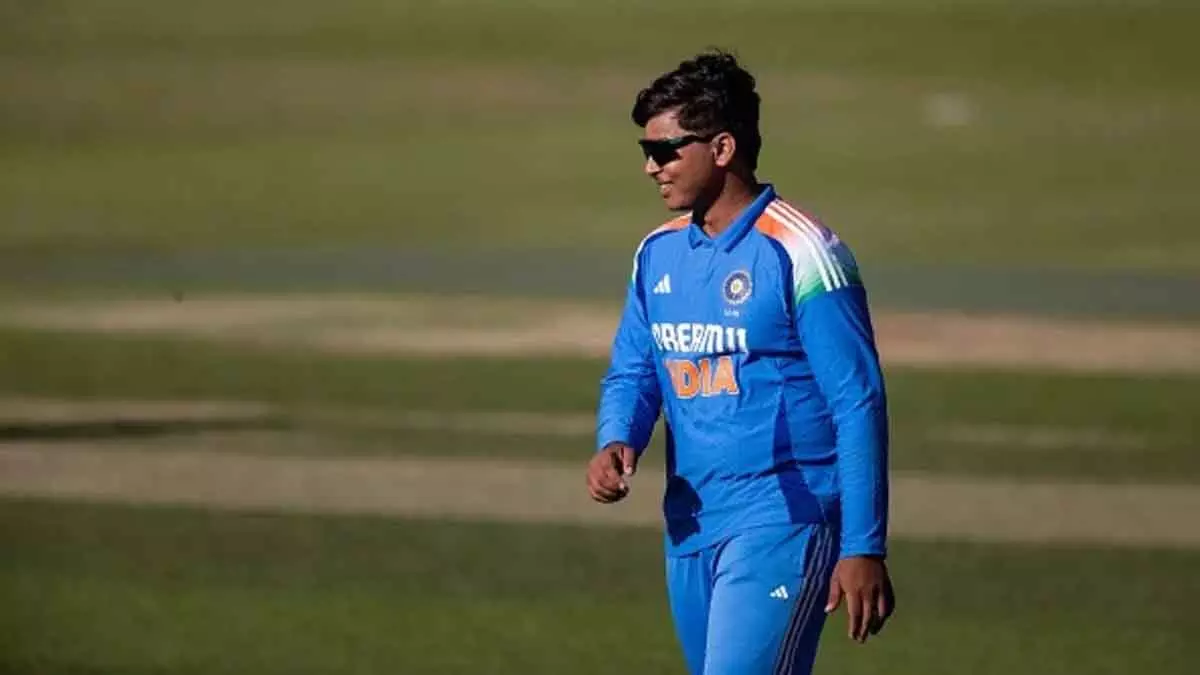 IND U19 vs SA U19: सुरक्षा कारणों से रुका मुकाबला, देर बाद फिर शुरू IND U19 vs SA U19: सुरक्षा कारणों से रुका मुकाबला, देर बाद फिर शुरू