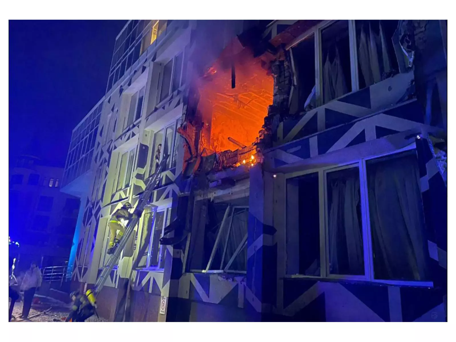 Kyiv के एक अस्पताल पर रात भर हुए हमलों के बाद यूक्रेन के विदेश मंत्री एंड्री सिबिहा ने यह बात कही Kyiv के एक अस्पताल पर रात भर हुए हमलों के बाद यूक्रेन के विदेश मंत्री एंड्री सिबिहा ने यह बात कही