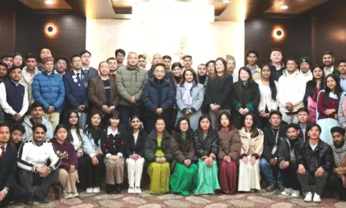 Sikkim : मुख्यमंत्री ने राष्ट्रीय युवा महोत्सव में भाग ले रहे राज्य दल से बातचीत की