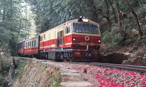 शैलजा ने व्यापारियों की मदद के लिए सिरसा-दिल्ली इंटरसिटी ट्रेन की मांग की