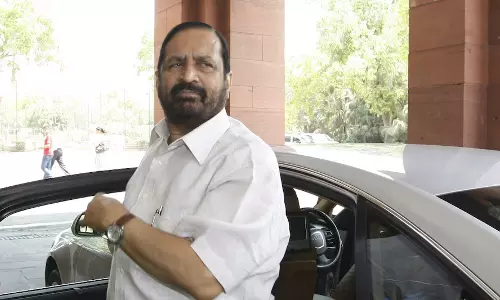 Suresh Kalmadi: कांग्रेस नेता सुरेश कलमाड़ी का निधन, 81 साल की उम्र में ली अंतिम सांस, VIDEO Suresh Kalmadi: कांग्रेस नेता सुरेश कलमाड़ी का निधन, 81 साल की उम्र में ली अंतिम सांस, VIDEO