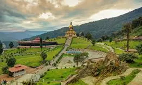 Sikkim: डायरेक्ट इन्वेस्टमेंट को अट्रैक्ट करने में सफलता, सिक्किम के लिए एक बड़ा बदलाव Sikkim: डायरेक्ट इन्वेस्टमेंट को अट्रैक्ट करने में सफलता, सिक्किम के लिए एक बड़ा बदलाव