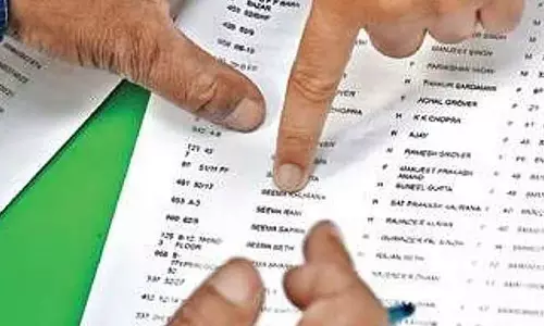 Tamil Nadu : वोटर लिस्ट में नाम जुड़वाने के लिए 11 लाख पिटीशन