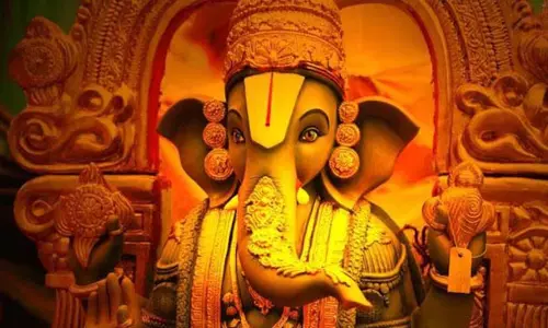 कुंडली में बुध दोष दूर करने के लिए बुधवार को करें ये आसान उपाय