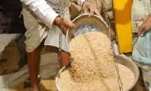 राशनकार्ड धारी परेशान, केवाईसी खाद्य विभाग ने किया अनिवार्य