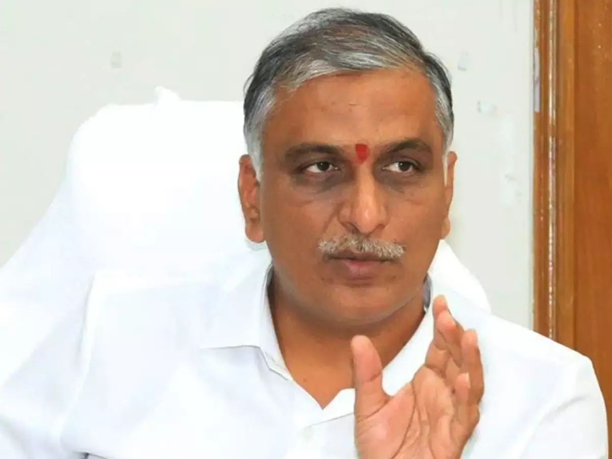 सुप्रीम कोर्ट ने फोन टैपिंग मामले में हरीश राव के खिलाफ याचिका खारिज की सुप्रीम कोर्ट ने फोन टैपिंग मामले में हरीश राव के खिलाफ याचिका खारिज की