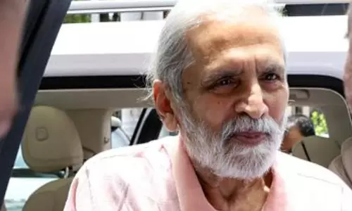 Pune: सुरेश कलमाड़ी का पुणे में निधन, राजनीति में बड़ा शोक Pune: सुरेश कलमाड़ी का पुणे में निधन, राजनीति में बड़ा शोक