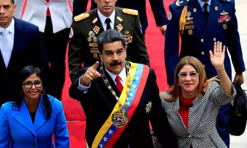 Maduro ने US पर अपहरण का आरोप लगाया, पहली कोर्ट सुनवाई में बेगुनाह बताया Maduro ने US पर अपहरण का आरोप लगाया, पहली कोर्ट सुनवाई में बेगुनाह बताया