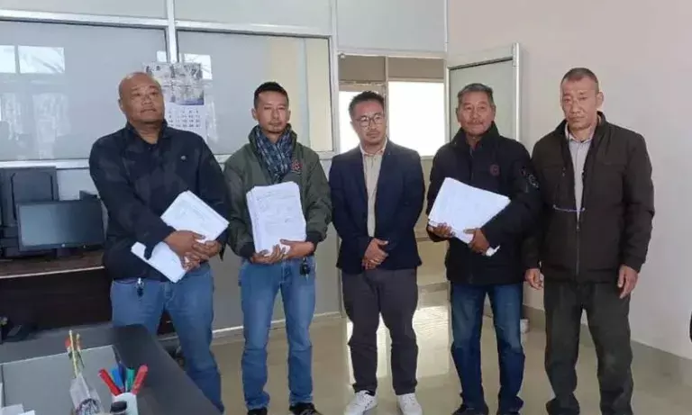 Nagaland : कोरिडांग विधानसभा क्षेत्र की प्रारंभिक मतदाता सूची सामने आई Nagaland : कोरिडांग विधानसभा क्षेत्र की प्रारंभिक मतदाता सूची सामने आई