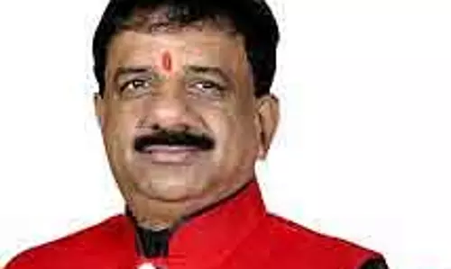 MP : भोपाल के सांसद आलोक शर्मा ने एम्स के लिए हेलीपैड की मांग की MP : भोपाल के सांसद आलोक शर्मा ने एम्स के लिए हेलीपैड की मांग की