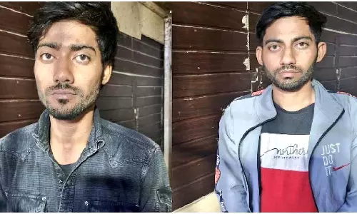 जुड़वा भाई समेत 4 गिरफ्तार, पुलिस को चकमा देने ये तरीका अपनाया जुड़वा भाई समेत 4 गिरफ्तार, पुलिस को चकमा देने ये तरीका अपनाया