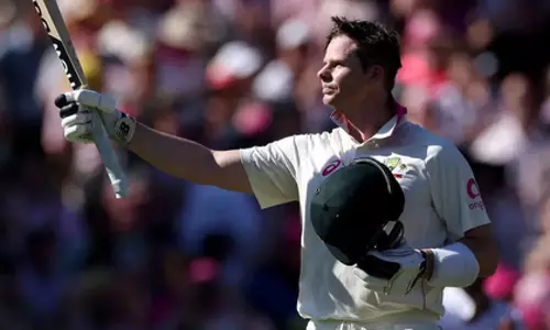 Ashes: सिडनी टेस्ट में हेड–स्मिथ का जलवा, तीसरे दिन ऑस्ट्रेलिया 518/7 Ashes: सिडनी टेस्ट में हेड–स्मिथ का जलवा, तीसरे दिन ऑस्ट्रेलिया 518/7
