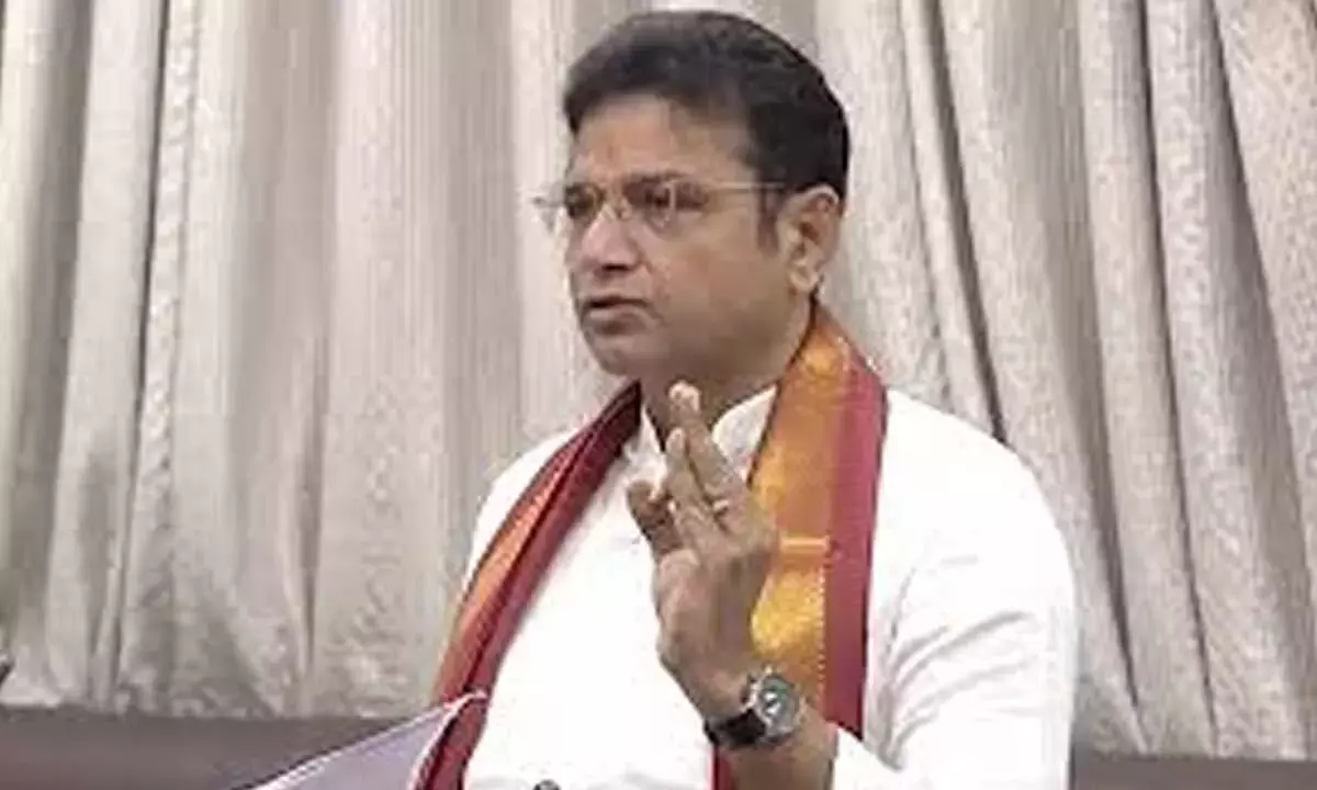 Telangana का लक्ष्य 2047 तक 3 ट्रिलियन डॉलर की अर्थव्यवस्था बनाना है मंत्री श्रीधर बाबू Telangana का लक्ष्य 2047 तक 3 ट्रिलियन डॉलर की अर्थव्यवस्था बनाना है मंत्री श्रीधर बाबू