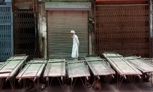 Pakistan: अतिक्रमण विरोधी अभियान के विस्तार के चलते कराची भर में बाजार और दुकानें बंद Pakistan: अतिक्रमण विरोधी अभियान के विस्तार के चलते कराची भर में बाजार और दुकानें बंद