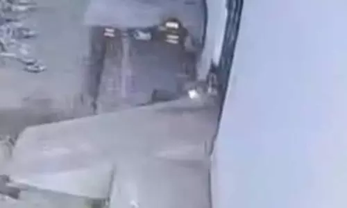 Ludhiana की संजय गांधी कॉलोनी में नकाबपोश बदमाशों ने गाड़ी में आग लगा दी