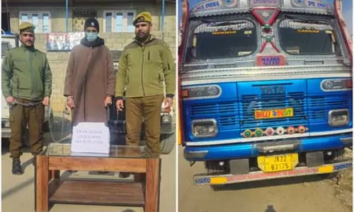 पुलिस को बड़ी सफलता, ट्रक से लाखों रुपए की हेरोइन जैसी नशीली सामग्री बरामद