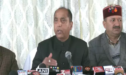 जय राम ठाकुर ने अपना जन्मदिन मनाया, Bangladesh में हिंदुओं के खिलाफ असहनीय हिंसा पर चिंता व्यक्त की जय राम ठाकुर ने अपना जन्मदिन मनाया, Bangladesh में हिंदुओं के खिलाफ असहनीय हिंसा पर चिंता व्यक्त की