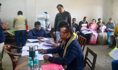 कांग्रेस के खिलाफ़ SC में विरोध, नेताओं ने कहा टाइमलाइन अतार्किक कांग्रेस के खिलाफ़ SC में विरोध, नेताओं ने कहा टाइमलाइन अतार्किक