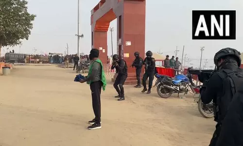 प्रयागराज: एटीएस ने माघ मेला घाटों पर सुरक्षा मॉक ड्रिल आयोजित की प्रयागराज: एटीएस ने माघ मेला घाटों पर सुरक्षा मॉक ड्रिल आयोजित की