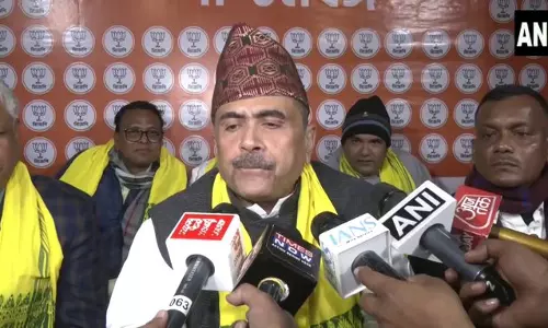 बंगाल से बांग्लादेश तक हिंदुओं पर अत्याचार का आरोप, सुवेंदु अधिकारी बोले