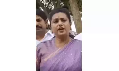 पूर्व मंत्री Roja के गंभीर आरोप: पुलिस को राजनीतिक औजार बना रही है सरकार