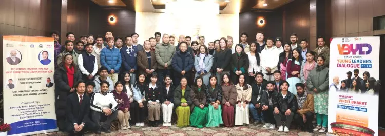 Sikkim : मुख्यमंत्री ने राष्ट्रीय युवा महोत्सव में भाग ले रहे राज्य दल से बातचीत की Sikkim : मुख्यमंत्री ने राष्ट्रीय युवा महोत्सव में भाग ले रहे राज्य दल से बातचीत की