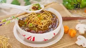 Veg Manchurian Soup : मिनटों में बनाएं स्ट्रीट स्टाइल वेज मंचूरियन सूप Veg Manchurian Soup : मिनटों में बनाएं स्ट्रीट स्टाइल वेज मंचूरियन सूप