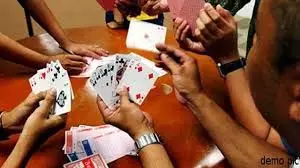 Jammu-Kashmir:जुआ खेल रहे 6 जुआरी रंगे हाथों गिरफ्तार Jammu-Kashmir:जुआ खेल रहे 6 जुआरी रंगे हाथों गिरफ्तार