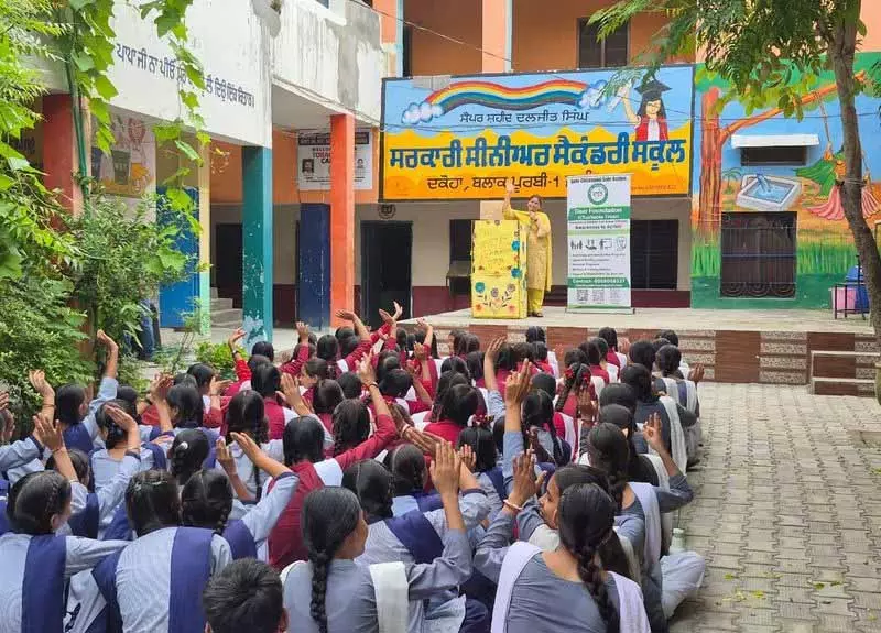 जालंधर NGO लड़कियों के लिए सुरक्षित और सम्मानजनक माहौल बनाने के लिए काम करता है जालंधर NGO लड़कियों के लिए सुरक्षित और सम्मानजनक माहौल बनाने के लिए काम करता है