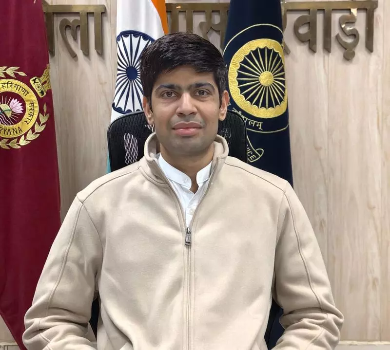 रेवाड़ी डीसी ने कहा, Saral पोर्टल के ज़रिए 15 दिनों में इलाज के लिए आर्थिक मदद पाएं रेवाड़ी डीसी ने कहा, Saral पोर्टल के ज़रिए 15 दिनों में इलाज के लिए आर्थिक मदद पाएं
