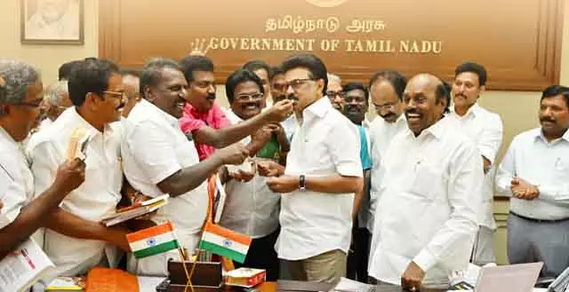 Tamil Nadu कैबिनेट ने नई पेंशन स्कीम को मंजूरी दी Tamil Nadu कैबिनेट ने नई पेंशन स्कीम को मंजूरी दी