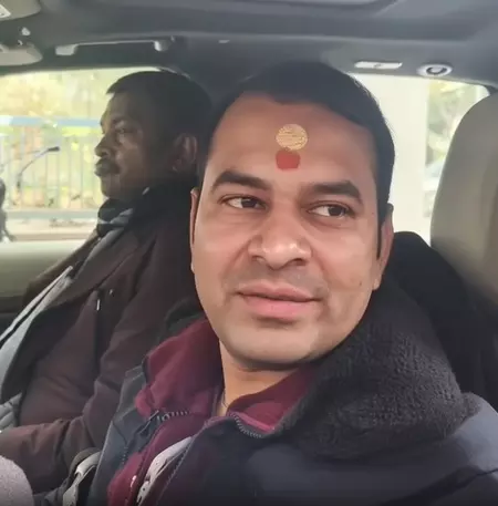 जेएनएयू में विवादित नारे पर भड़के तेज प्रताप, कहा- पद का सम्मान करना चाहिए जेएनएयू में विवादित नारे पर भड़के तेज प्रताप, कहा- पद का सम्मान करना चाहिए