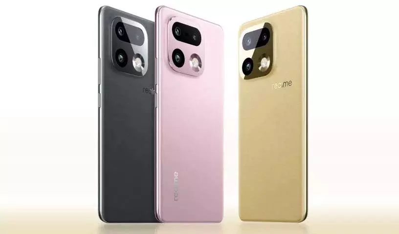 Realme 16 Pro सीरीज़ भारत में 200 मेगापिक्सल कैमरे और 7000mAh बैटरी के साथ लॉन्च हुई Realme 16 Pro सीरीज़ भारत में 200 मेगापिक्सल कैमरे और 7000mAh बैटरी के साथ लॉन्च हुई