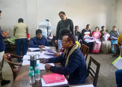 कांग्रेस के खिलाफ़ SC में विरोध, नेताओं ने कहा टाइमलाइन अतार्किक कांग्रेस के खिलाफ़ SC में विरोध, नेताओं ने कहा टाइमलाइन अतार्किक