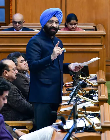 भाजपा सरकार ने 11 महीनों में प्रदूषण कम करने के लिए ठोस कदम उठाए : मनजिंदर सिंह सिरसा भाजपा सरकार ने 11 महीनों में प्रदूषण कम करने के लिए ठोस कदम उठाए : मनजिंदर सिंह सिरसा