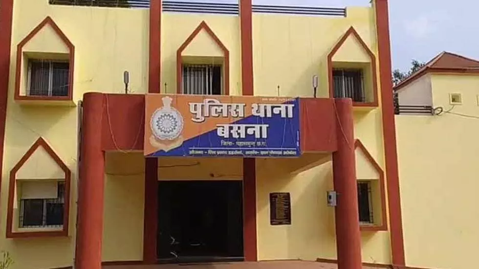 बसना पुलिस की बड़ी कार्रवाई, 5 लाख का गांजा किया बरामद बसना पुलिस की बड़ी कार्रवाई, 5 लाख का गांजा किया बरामद