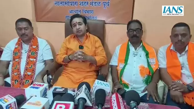 महाराष्ट्र, यूपी और बिहार विकास की राह पर, भाजपा और फड़नवीस नेतृत्व की सराहना महाराष्ट्र, यूपी और बिहार विकास की राह पर, भाजपा और फड़नवीस नेतृत्व की सराहना